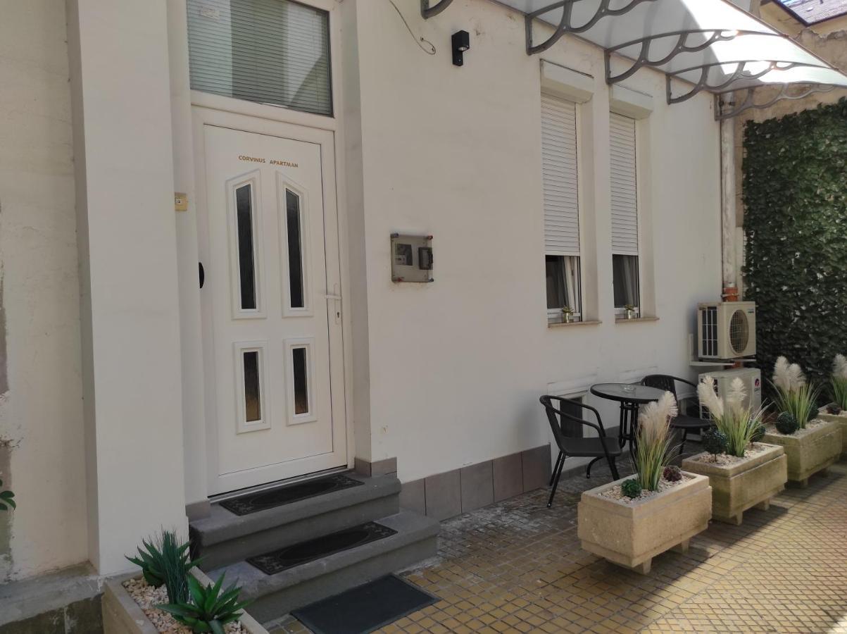 Corvinus Apartman Budapest Exterior foto